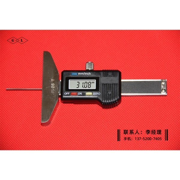 圆杆数显深度卡尺0-30mm(杆1mm)